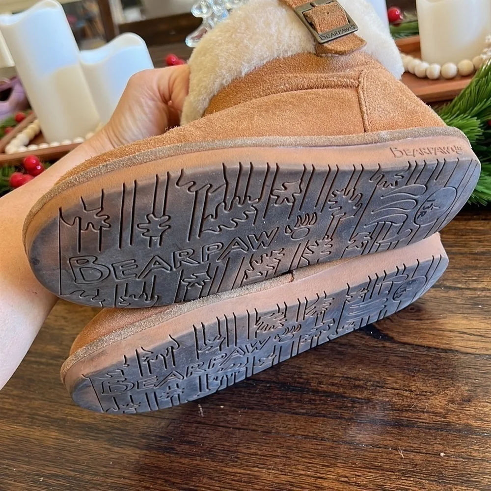 bearpaw abby cuffed tab boot hickory | size 7